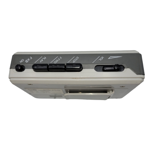 Vintage Sonic FXB Bass Boost Am/Fm Stereo Cassette Player - Picture 9 of 13